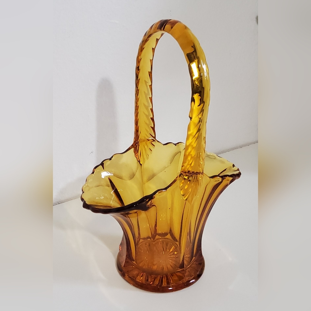 Vintage Indiana Amber Glass Basket